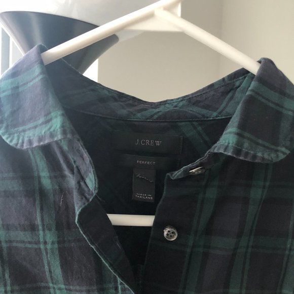 J Crew Perfect Tartan button down shirt with peter pan collar - size S - Picture 3 of 3